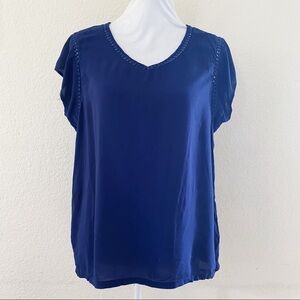 Covington v neck dressy blouse Size Medium